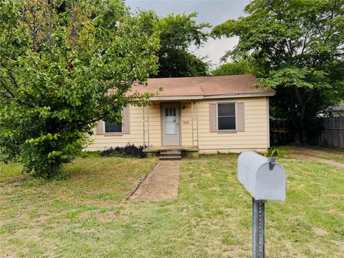309 Lockwood St, White Settlement, TX, 76108-1516 | Card Image