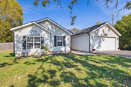 102 Schimm Cir, Carl Junction, MO, 64834-9511 | Card Image