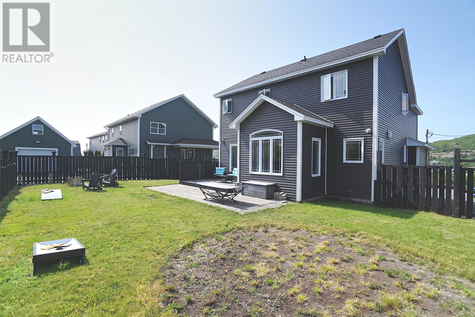 Residential in Maddox Cove 4