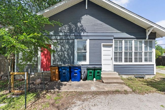 Back of front house | Image 21