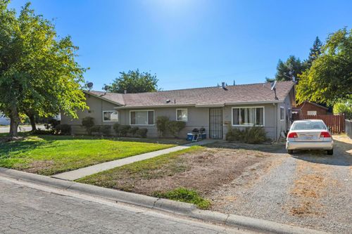 107 N Crawford St, Willows, CA, 95988-2708 | Card Image