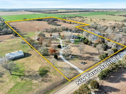 1249 Nw Tawakoni Rd, Benton, KS, 67017-9300 | Card Image