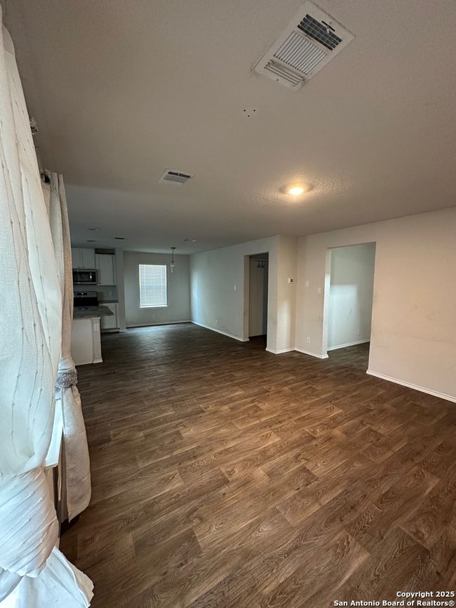 15730 Smoky Honeyeater, House other with 3 bedrooms, 3 bathrooms and null parking in San Antonio TX | Image 11