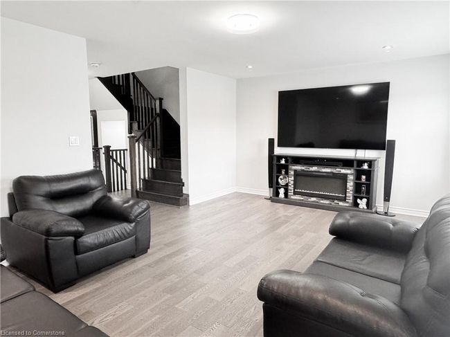 6 - 1125 Leger Way, Townhouse with 4 bedrooms, 4 bathrooms and 2 parking in Milton ON | Image 15