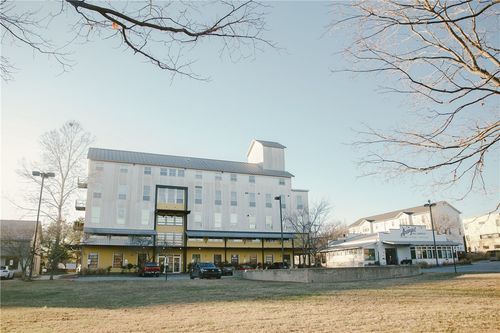 ste-210-525 S School Ave, Fayetteville, AR, 72701-5944 | Card Image