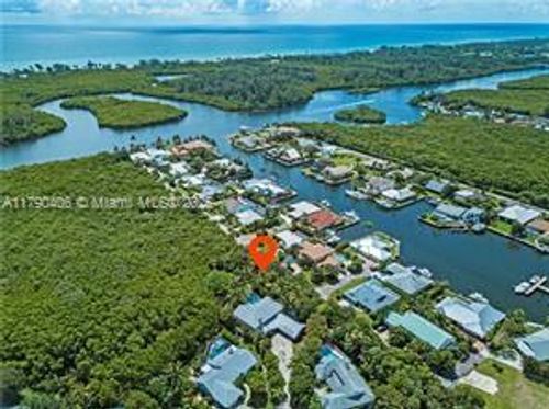 10737 Se Seaspray Ct, Hobe Sound, FL, 33455-3271 | Card Image