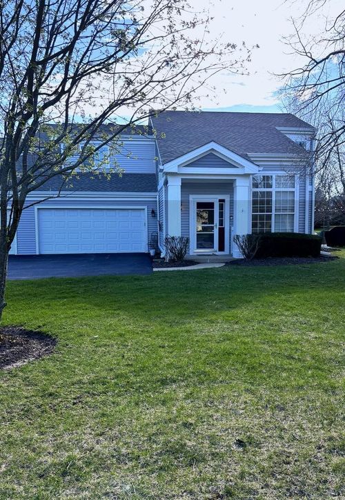 201-201 Grays Dr, Oswego, IL, 60543-7343 | Card Image