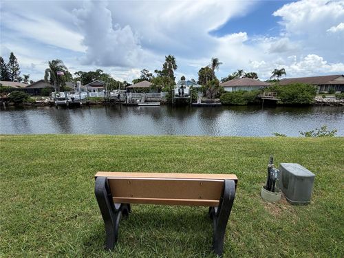 204-4533 Marine Pkwy, New Port Richey, FL, 34652-3397 | Card Image