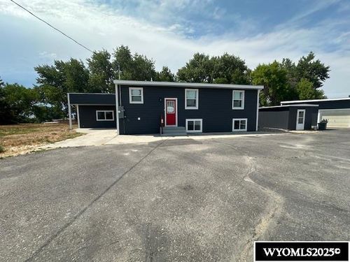 1157 Lane 12, Worland, WY, 82401-9582 | Card Image