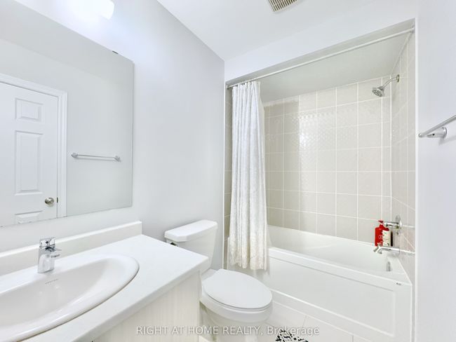 39 - 113 Hartley Ave, Condo with 3 bedrooms, 3 bathrooms and 1 parking in Paris ON | Image 27