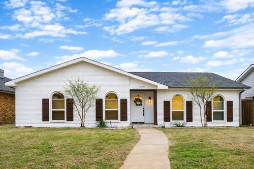 1208 Crestwood Ct, Allen, TX, 75002-2307 | Card Image