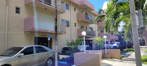 apt-104-3522 Ne 171st St, North Miami Beach, FL, 33160-3037 | Card Image