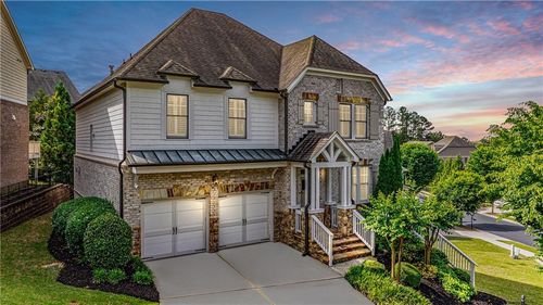 11760 Stratham Dr, Alpharetta, GA, 30009-2431 | Card Image