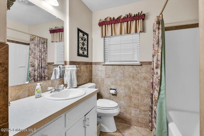 1405 3 Rd St, House other with 3 bedrooms, 2 bathrooms and null parking in Plains TX | Image 11