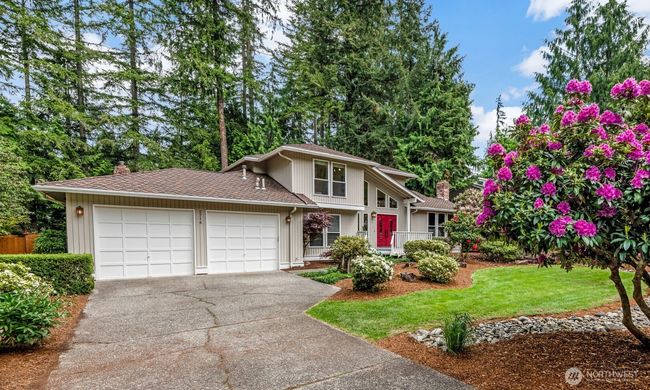 Double car garage with plenty of storage space, 240 amp outlet for EV charging | Image 34