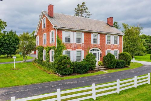 1677 Barnumville Rd, Manchestr Ctr, VT, 05255-9449 | Card Image