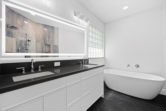 204 Clocktower Dr, House other with 4 bedrooms, 2 bathrooms and null parking in Jupiter FL | Image 16