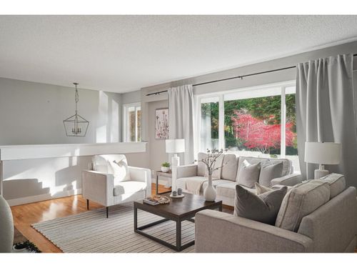 12469 23 Ave, Surrey, BC, V4A2C5 | Card Image