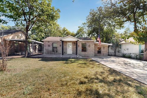 4214 Falls Dr, Dallas, TX, 75211-6335 | Card Image