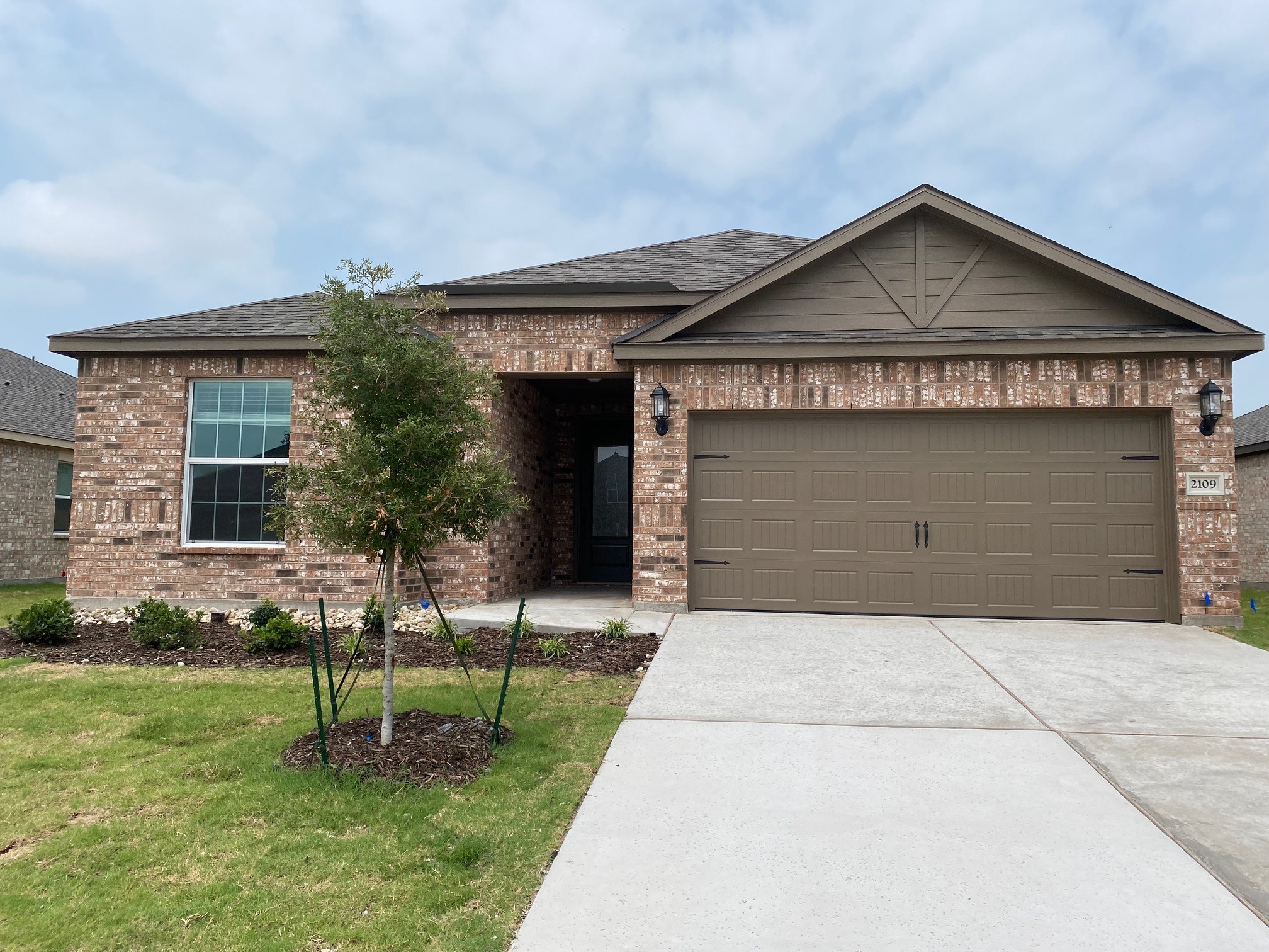 Residential Lease in Anna