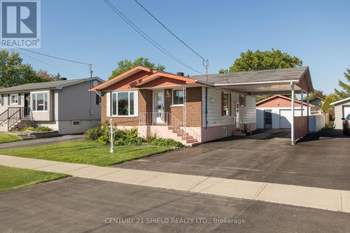 1107 Grand Ave, Cornwall, ON, K6H4T6 | Card Image