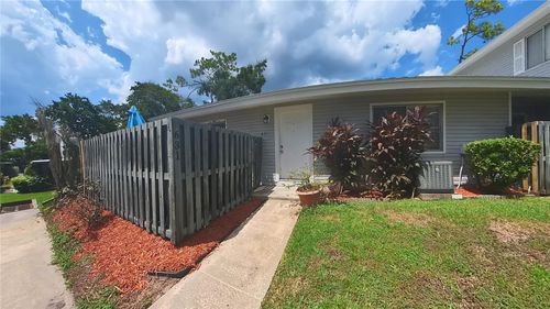 631 Heatherton Vlg, Altamonte Springs, FL, 32714-6810 | Card Image