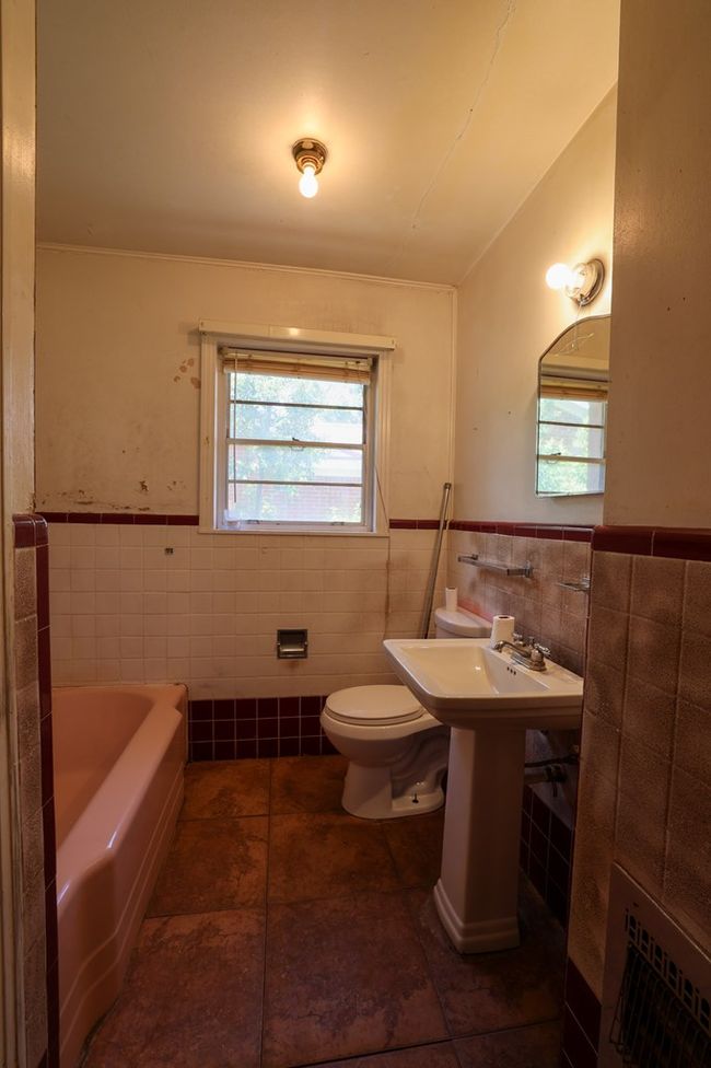 506 N Plaza, Home with 2 bedrooms, 2 bathrooms and 2 parking in Big Lake TX | Image 7