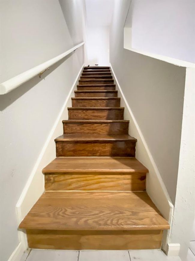 APT-2006 - 8323 Wilcrest Dr, Townhouse with 2 bedrooms, 2 bathrooms and 2 parking in Houston TX | Image 9