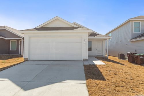 3777 Swift Fox Rd, New Braunfels, TX, 78132-0297 | Card Image