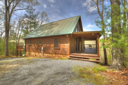 220 Lakota Ln, Mineral Bluff, GA, 30559-2504 | Card Image