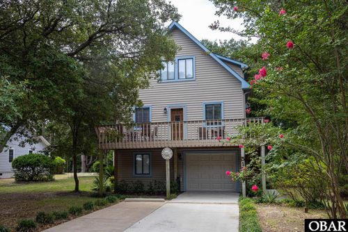 513 Canal Dr, Kill Devil Hills, NC, 27948-8425 | Card Image