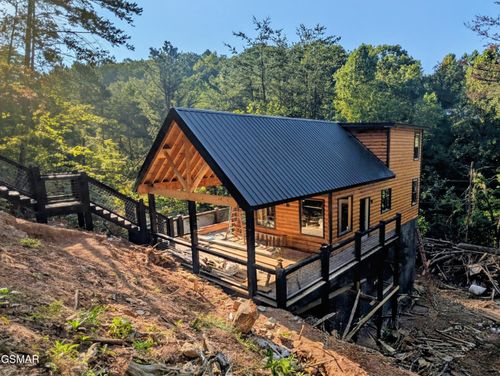 1312 Ski View Ln, Sevierville, TN, 37876 | Card Image