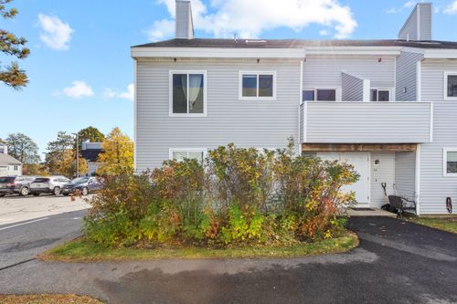 55-18 Ocean Street, South Portland, ME, 04106 | Card Image