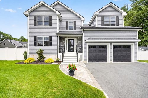 2 Sequoia St, Billerica, MA, 01821-1312 | Card Image