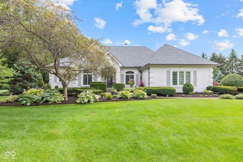 10465 Fox Trce, Zionsville, IN, 46077-8830 | Card Image