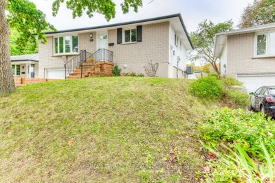 535 Brookhaven Cres, House other with 3 bedrooms, 2 bathrooms and 3 parking in Waterloo ON | Image 3