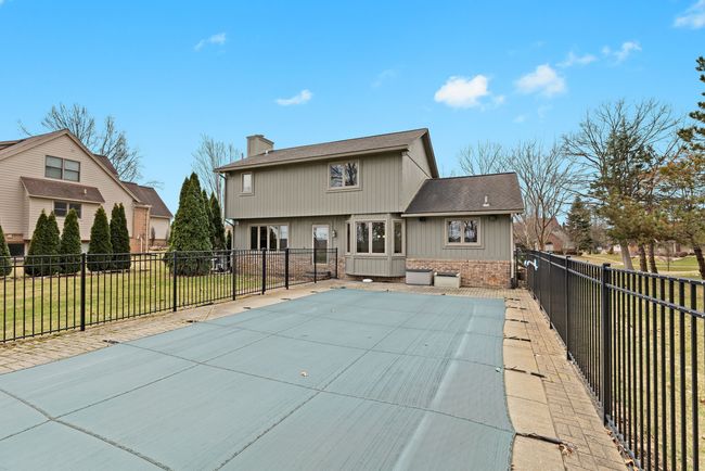 2643 Bay Vista Dr, House other with 3 bedrooms, 3 bathrooms and null parking in Highland MI | Image 30