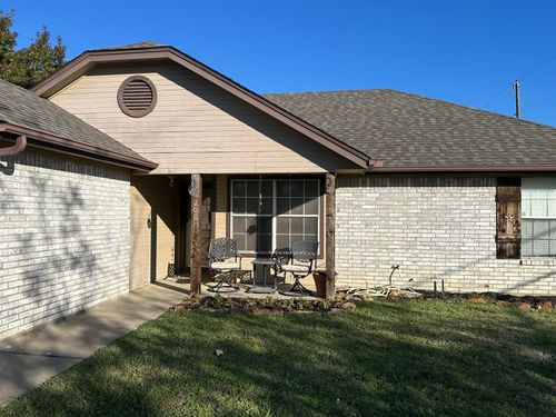 200 Brook Cir, Krum, TX, 76249-5308 | Card Image