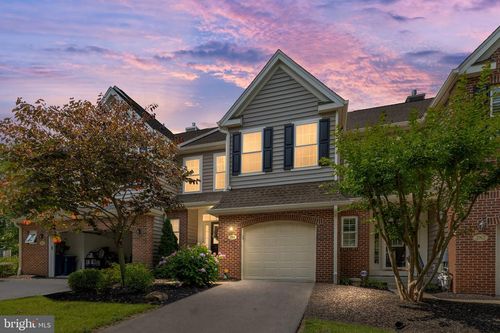36-284 Cherry Ln, KENNETT SQUARE, PA, 19348-4709 | Card Image