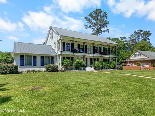 1907 Essex St, Kinston, NC, 28504-2011 | Card Image