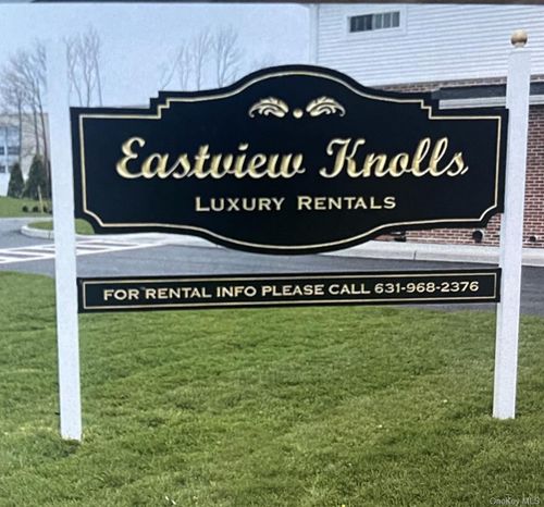 17-221 Eastview Dr, Central Islip, NY, 11722-4588 | Card Image