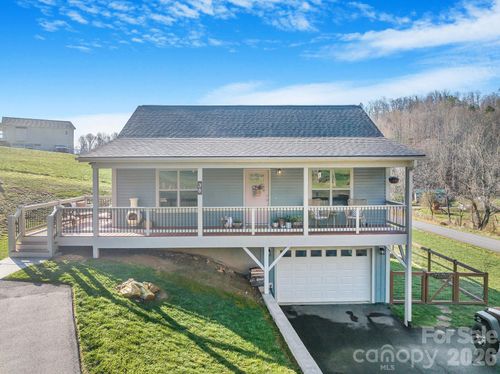 38 Sunrise Dr, Mars Hill, NC, 28754-0830 | Card Image