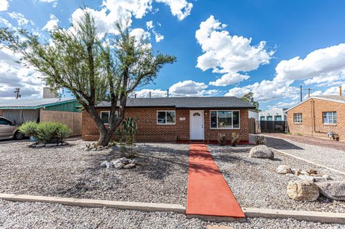 1143 N Santa Rosa Avenue, Tucson, AZ, 85712 | Card Image