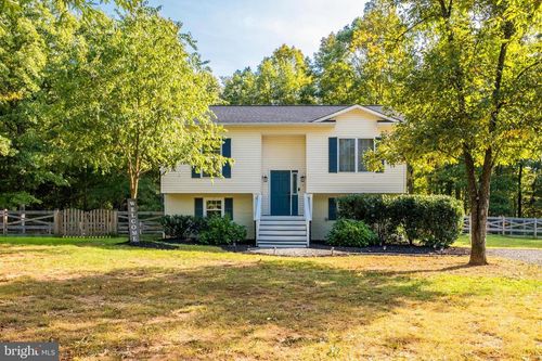 1597 Sheldon Ln, Catlett, VA, 20119-2442 | Card Image