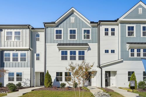 1062 Zelkova Ln, Chapel Hill, NC, 27517-4119 | Card Image