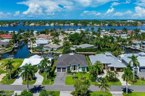 2150 Tarpon Rd, NAPLES, FL, 34102-1553 | Card Image