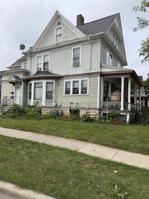 140 W 4th Street, Fond Du Lac, WI, 54935 | Card Image