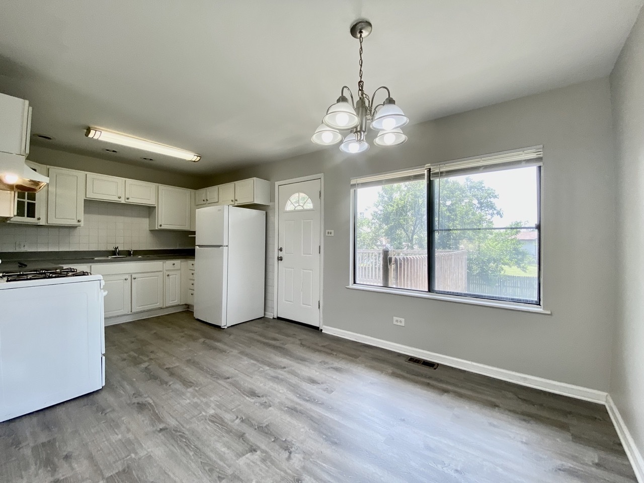 Residential in Hazel Crest 3
