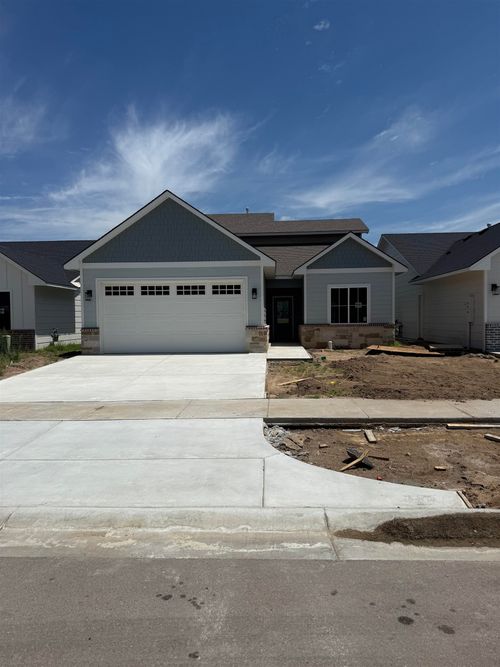 5590 Wandering Way, Maize, KS, 67101-8625 | Card Image