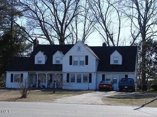 620 Memorial Dr E, Ahoskie, NC, 27910-3936 | Card Image